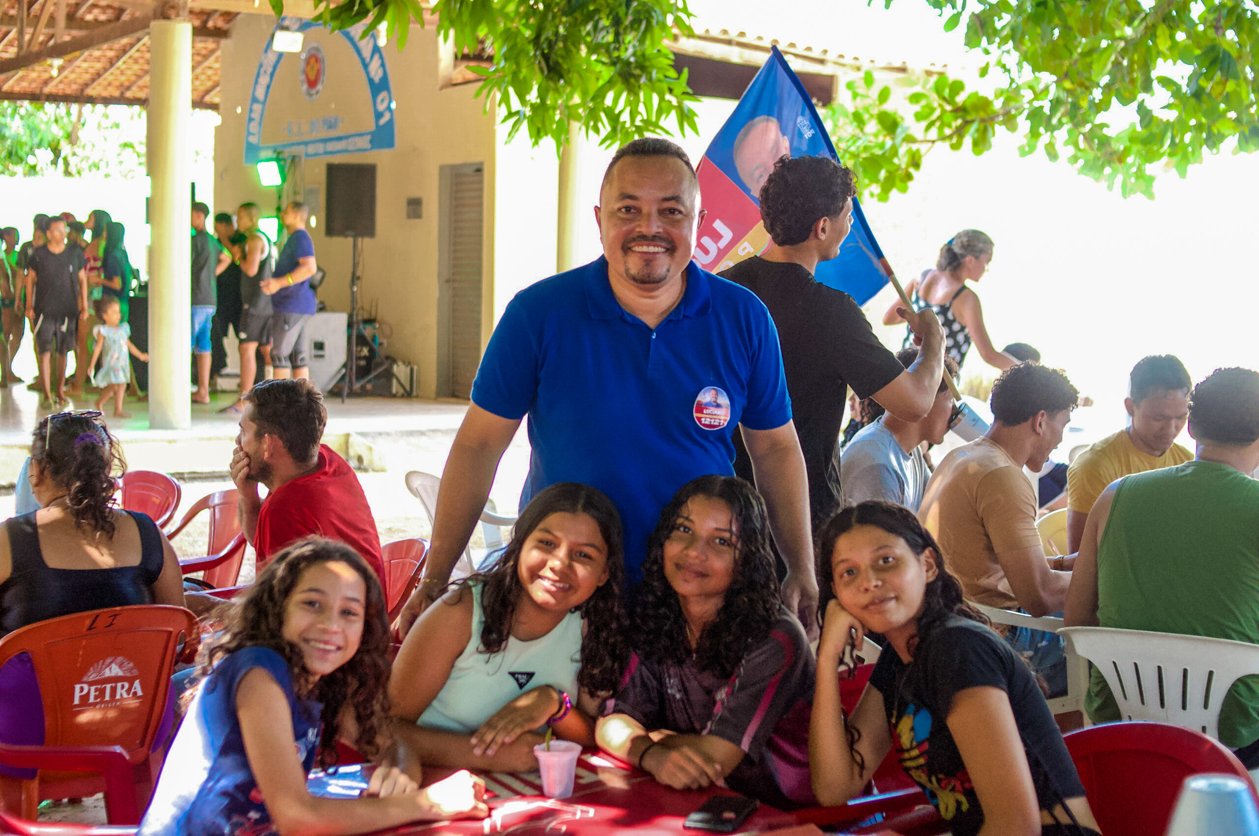 Luciano Portela reúne mais de 500 jovens em grande encontro de juventude